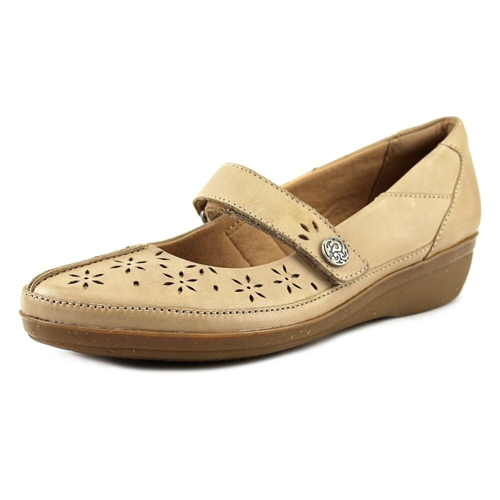 clarks everlay bai