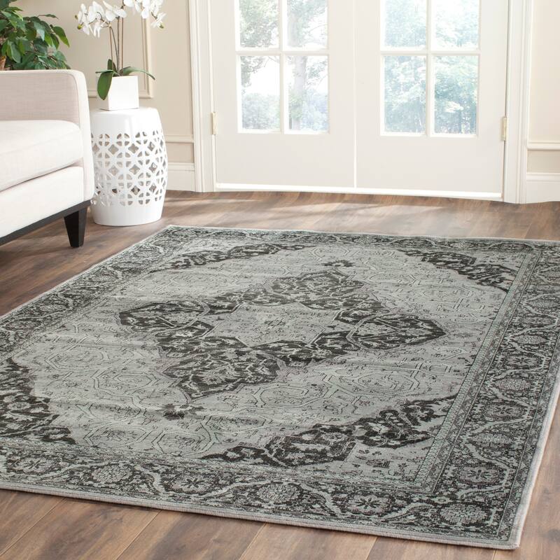 SAFAVIEH Vintage Distressed Boho Alli Oriental Rug - 3'3" x 5'7" - Light Blue/Multi - Rectangle