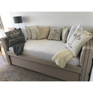 Knightsbridge Twin Tufted Nailhead Chesterfield Daybed and Trundle by iNSPIRE Q Artisan
