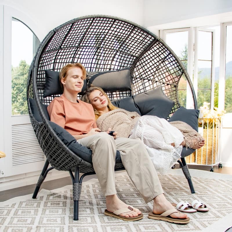 FINCATI 2-Person Indoor/Outdoor Wicker Egg Chair Loveseat, 57.1-in Wide, 6.5-in Cushion, 680-lb Capacity