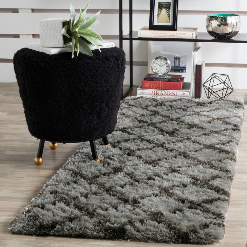 SAFAVIEH Indie Shag Milagros 2-inch Thick Rug - 2'3" x 7' Runner - Grey/Dark Grey