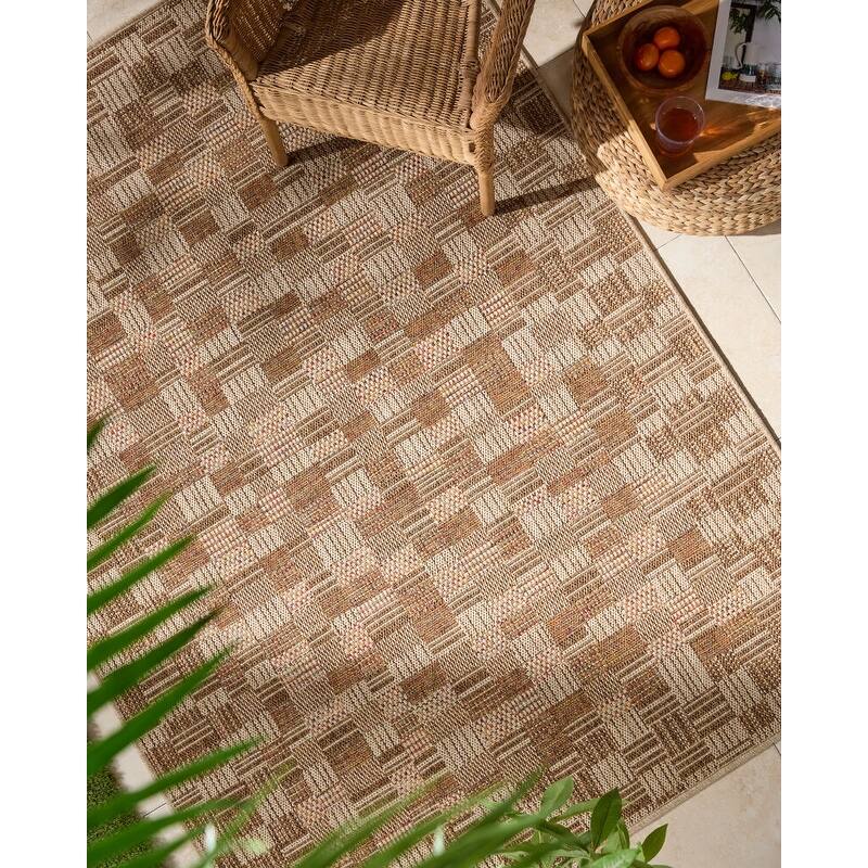 Livabliss Crete Cottage Indoor/Outdoor Area Rug - 5' x 7' - Khaki