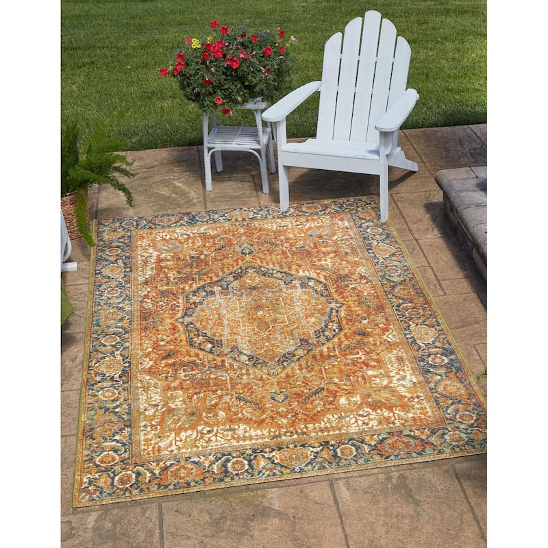 Outdoor Nirie Collection Area Rug