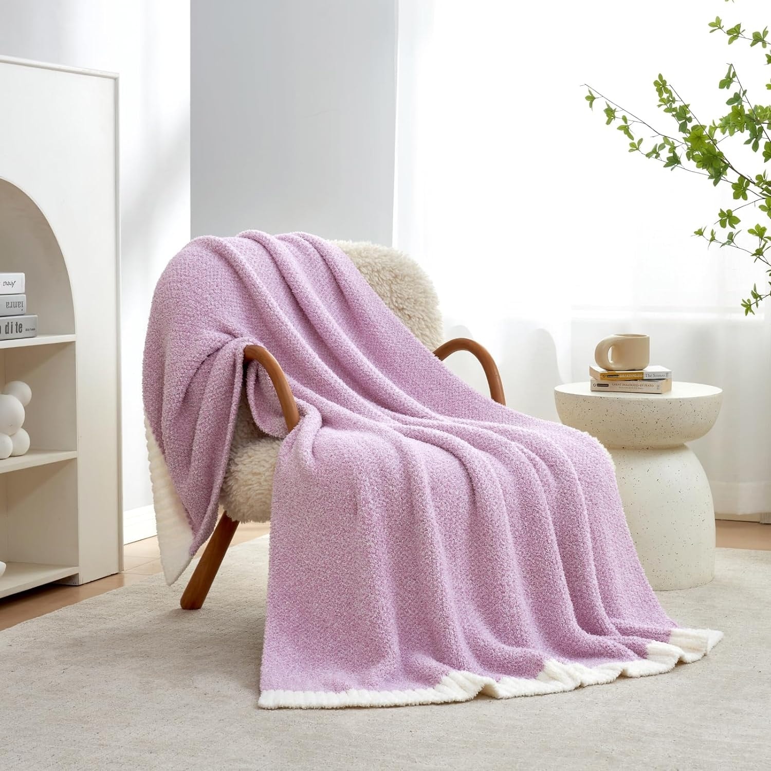 Super soft warm throw blanket