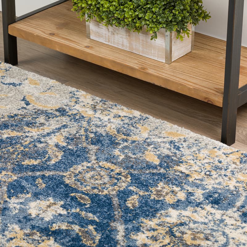 Addison Barkley Blue Floral Farmhouse 1'8" x 2'6" Accent Rug