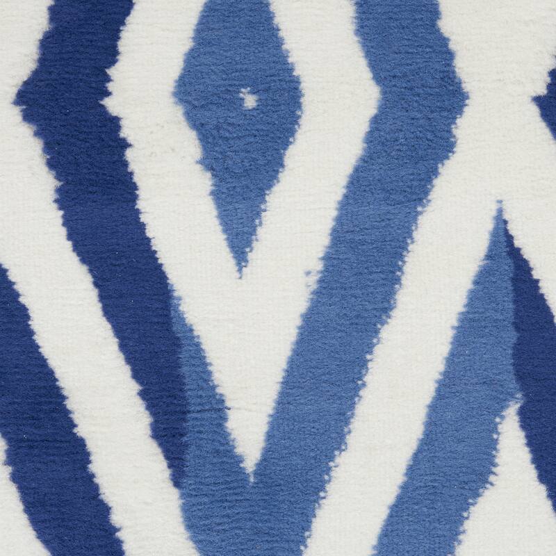 Fowek Power Loomed Geometric Abstract Modern Stain Resistant Area Rug By HomeRoots - 72' X '24' X '0.39