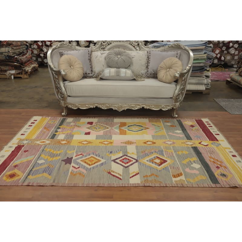 Hand Woven Southwestern Wool Grey Geometric Area Rug - 8' 4'' X 5' 1''
