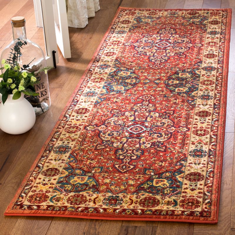SAFAVIEH Kashan Marybeth Oriental Rug with Fringe - 2'6" x 8' Runner - Red/Ivory