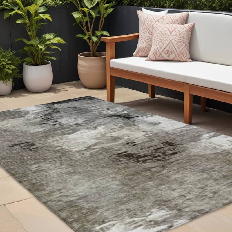 HomeRoots Abstract Transitional Rectangle Outdoor Rug - 10' X 14'
