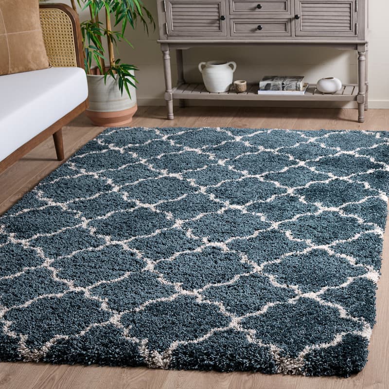 SAFAVIEH Hudson Shag Jeryl Glam Trellis 2-inch Area Rug - 5'3" x 7'6" - Slate Blue/Ivory