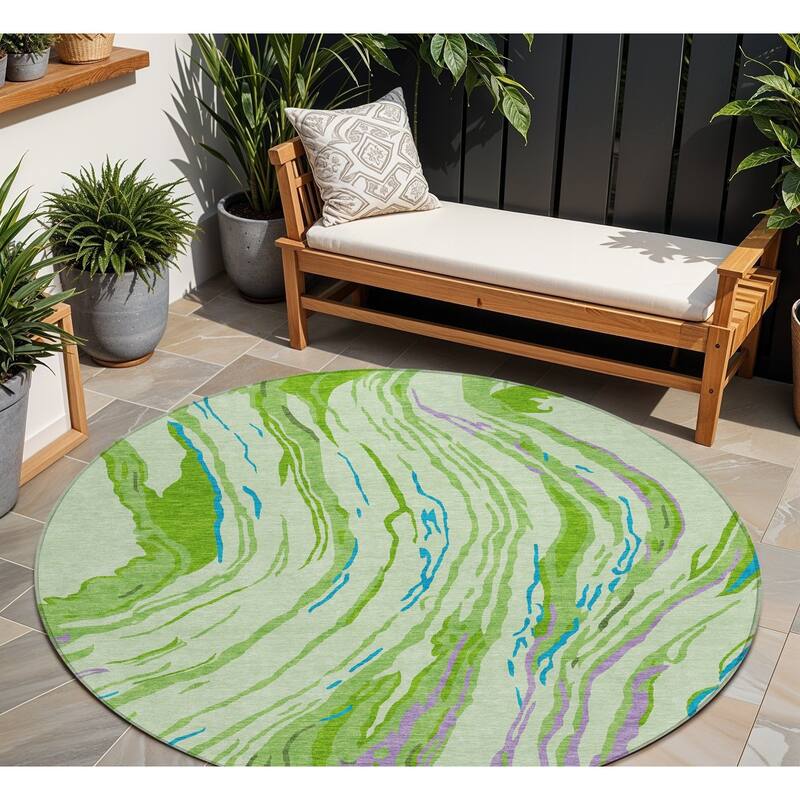 HomeRoots Abstract Transitional Rectangle Outdoor Rug - 8' Round