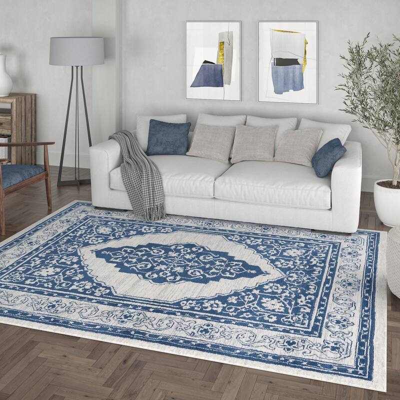 Carrington Traditional Oriental Indoor Area Rug