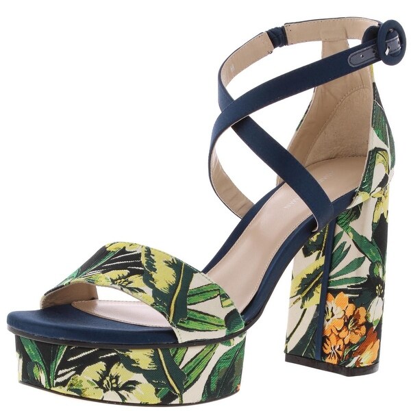 stuart weitzman carla platform sandals