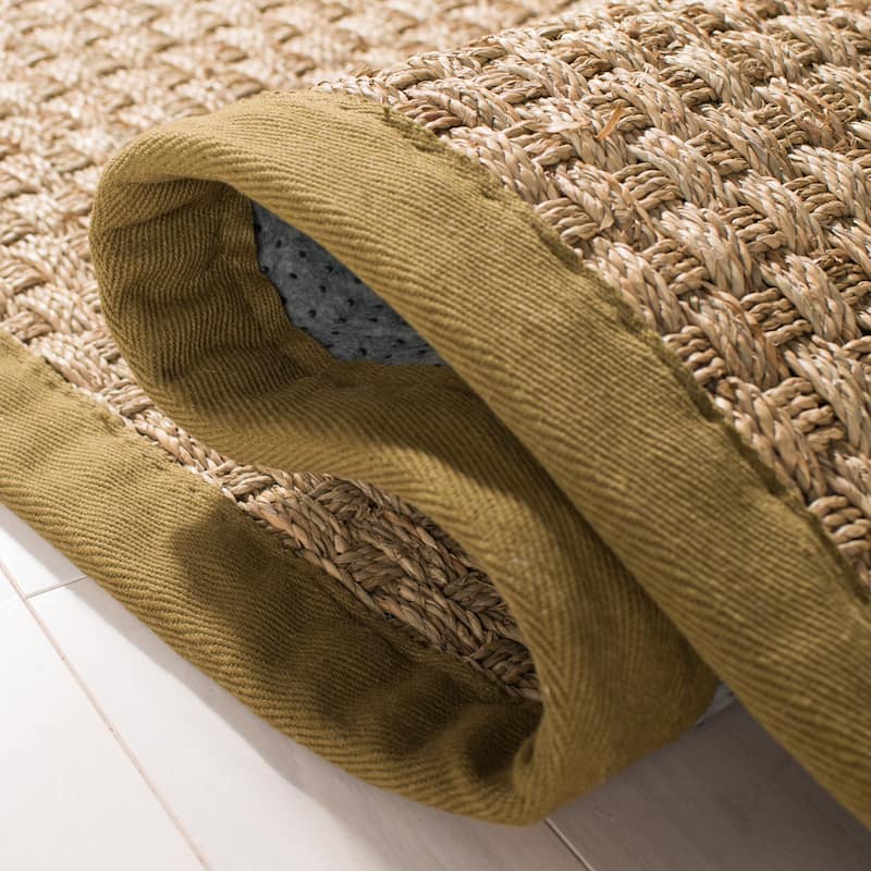 SAFAVIEH Natural Fiber Marina Basketweave Seagrass Rug