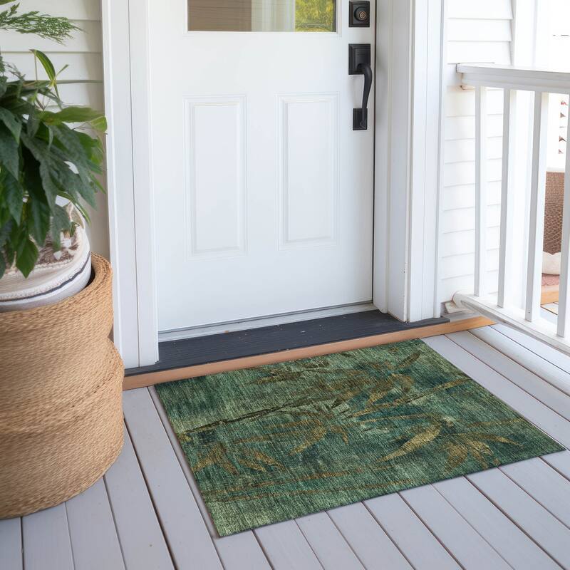 Machine Washable Indoor/ Outdoor Modern Floral Chantille Rug - Green - 1'8" x 2'6"