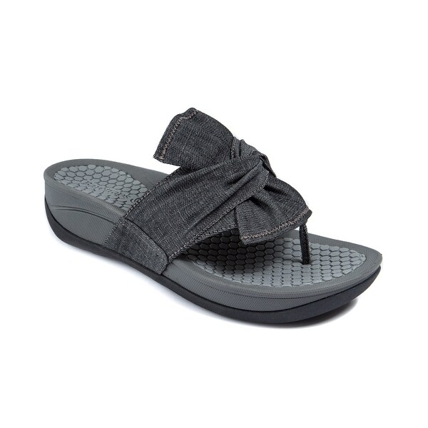 bare traps flip flop sandals