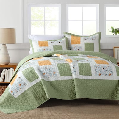 MarCielo 3Pcs Handcrafted Christmas Patchwork Cotton Vintage Style Holiday Bedspread Set PW103