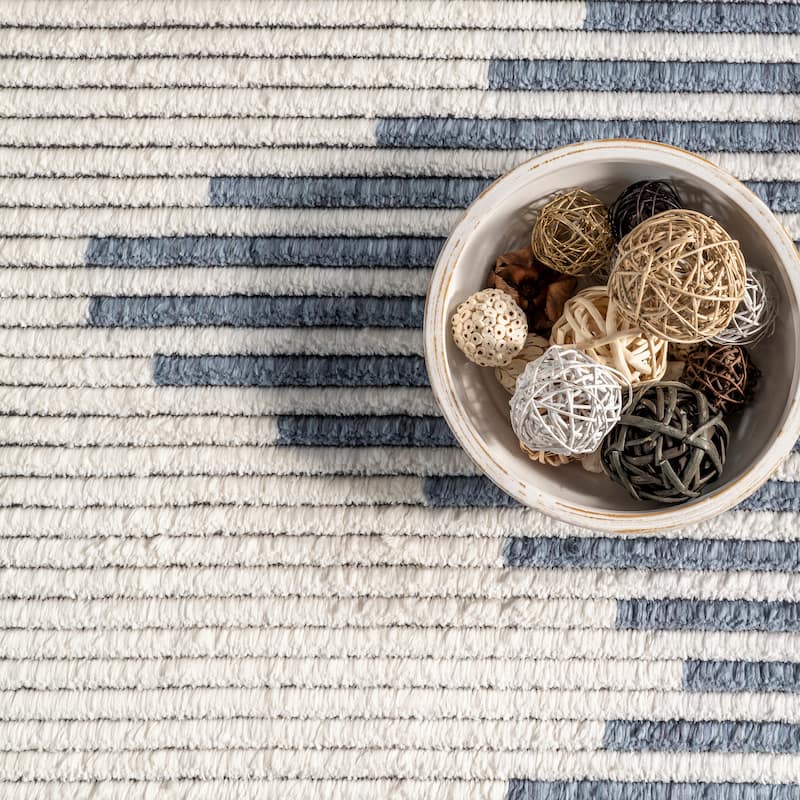 Nuloom Morgan Contemporary Shag Fringe Area Rug