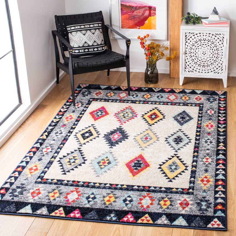 SAFAVIEH Adirondack Riitta Moroccan Boho Rug - 4' x 6' - Ivory/Grey