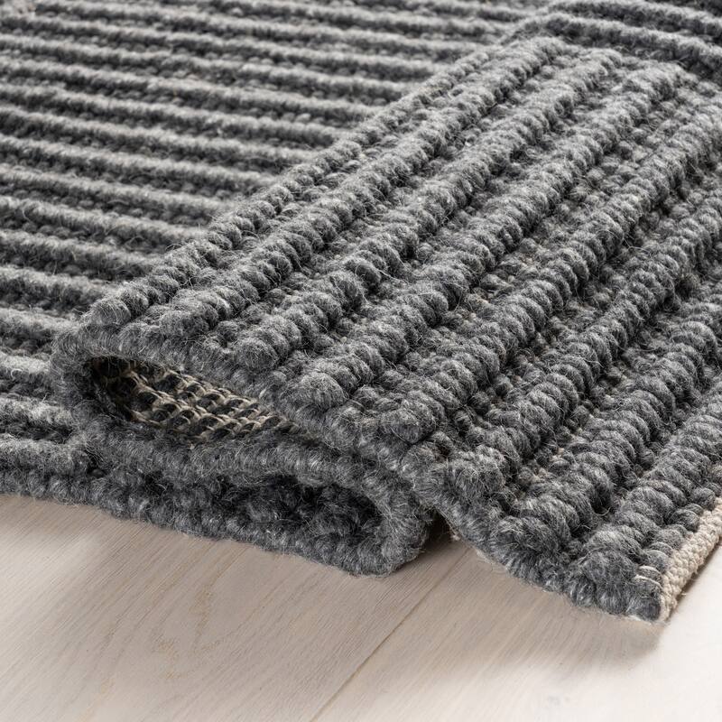 Nuloom Dorene Contemporary High-Low Striped Wool Area Rug