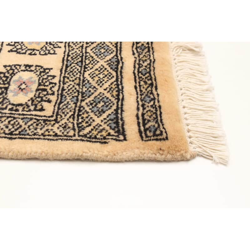 ECARPETGALLERY Hand-knotted Peshawar Bokhara Beige Wool Rug - 3'1 x 4'10