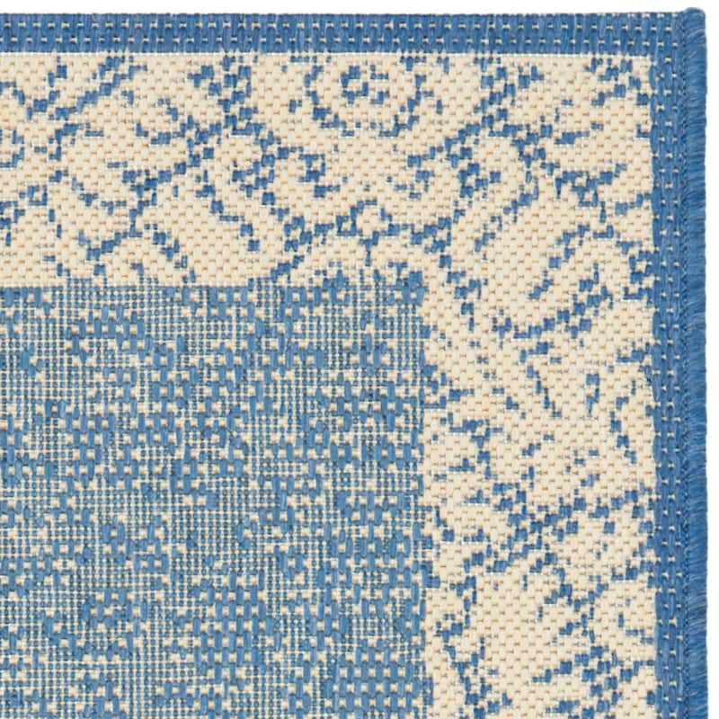 SAFAVIEH Courtyard Peggie Indoor/ Outdoor Patio Backyard Rug
