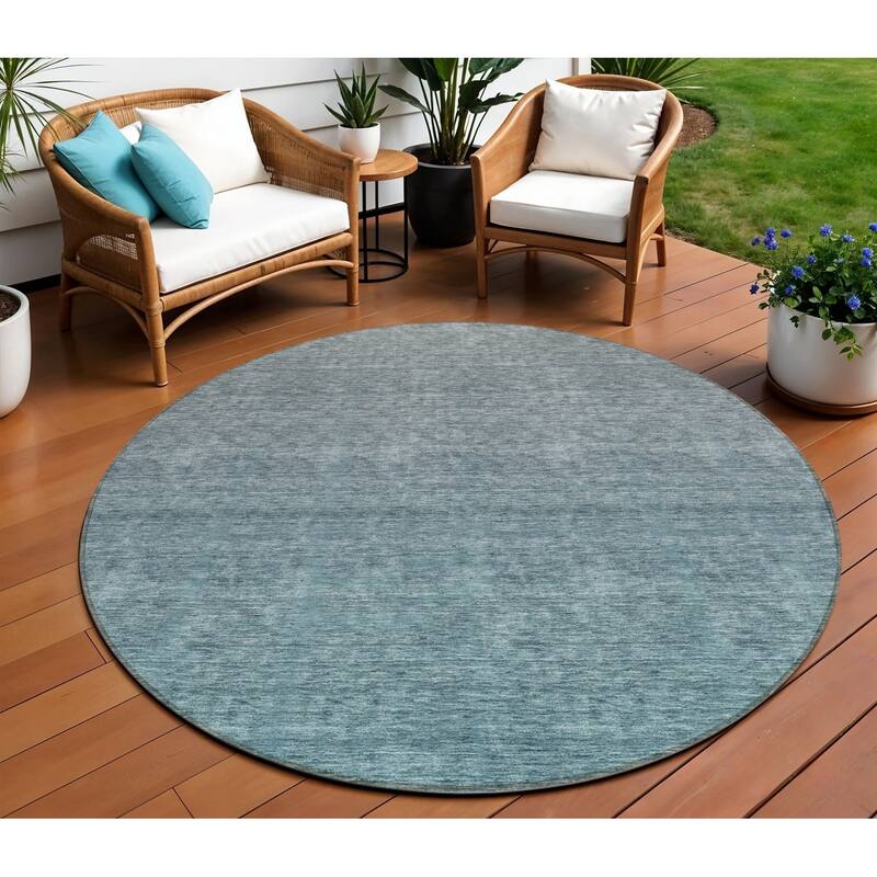 HomeRoots Ombre Transitional Rectangle Outdoor Rug - 8' Round