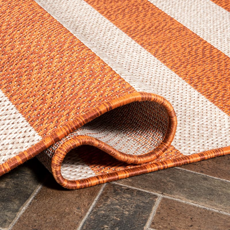 JONATHAN Y Vinales Two-Tone Wide Stripe Indoor/Outdoor Area Rug