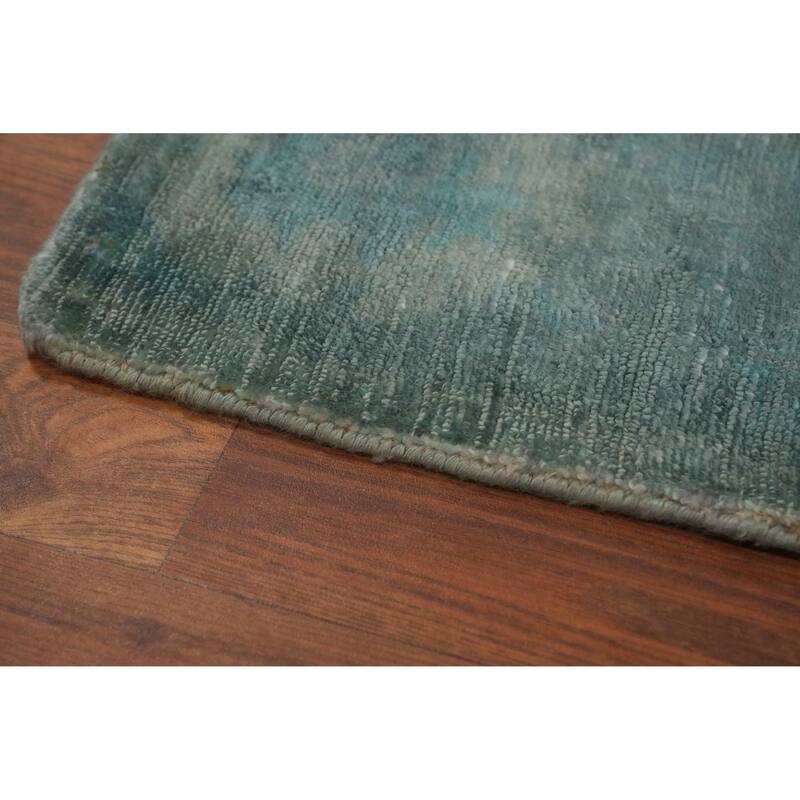 Hand-knotted Modern Silk Green Abstract Oriental Area Rug - 8' 0'' X 5' 0''