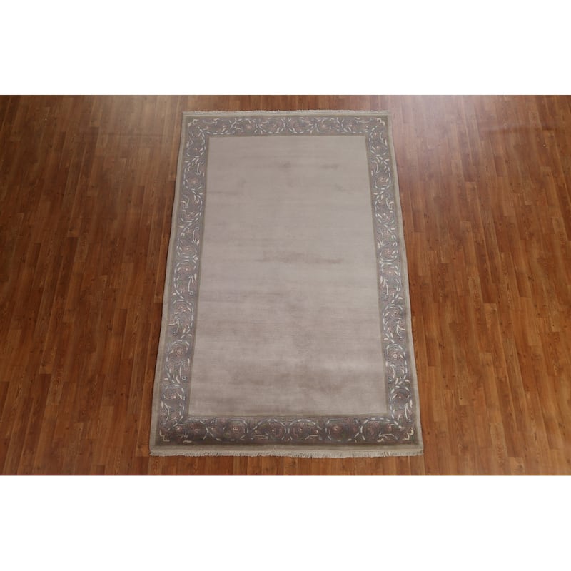 Bordered Nepalese Oriental Wool Area Rug Hand-knotted Office Carpet - 5'6" x 8'7"