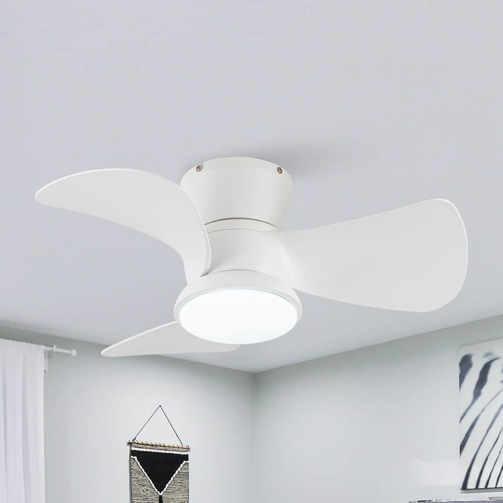 31-inch Modern Black Propeller Flush Mount Ceiling Fan with Light and Remote