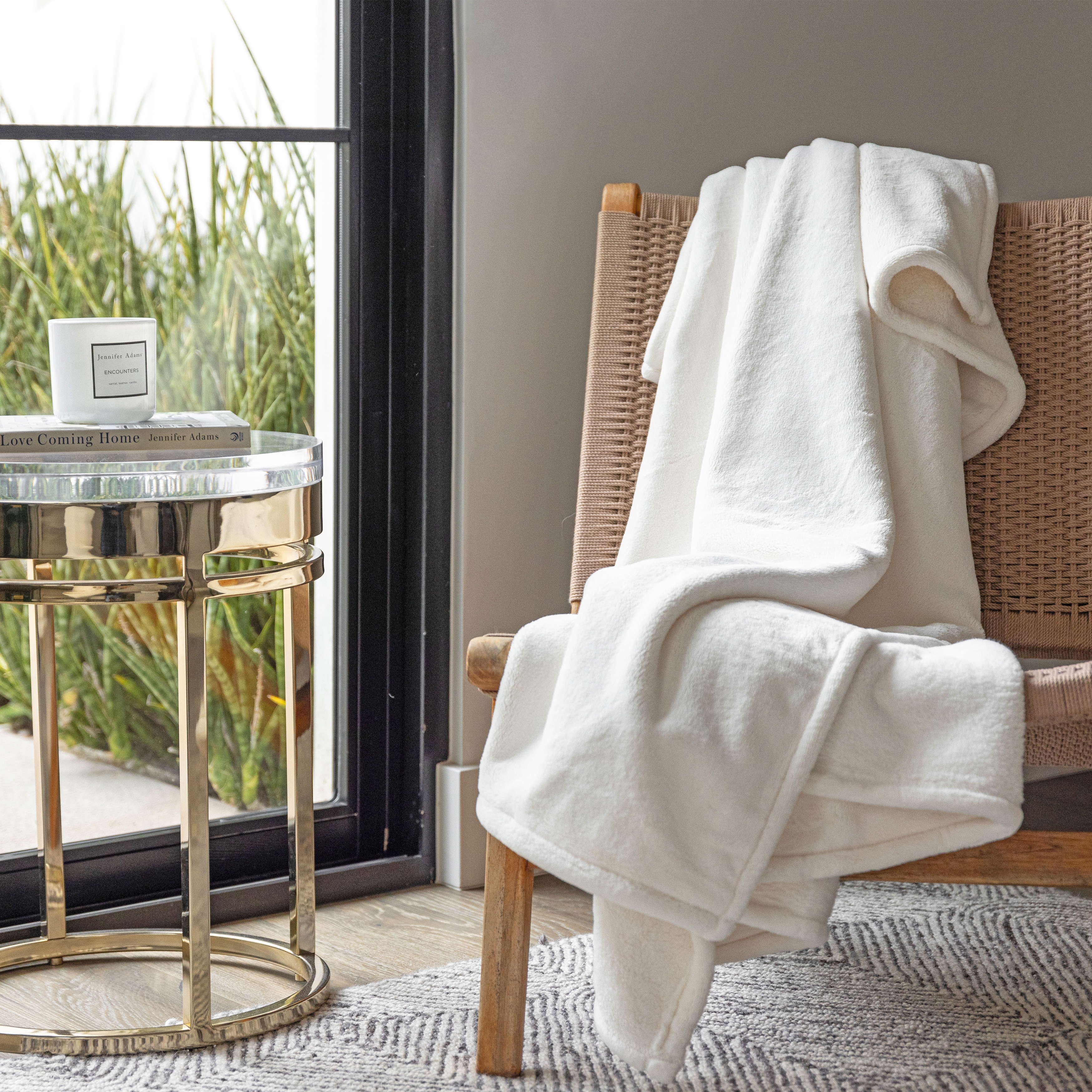 Jennifer Adams Cloud Ultra-Plush Throw