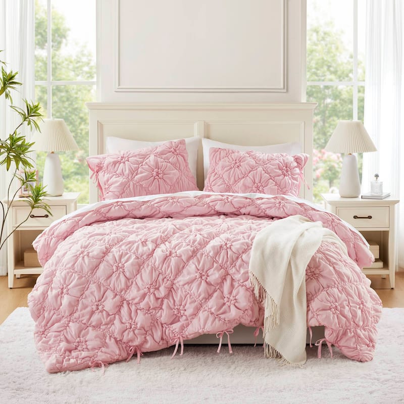 Intelligent Design Lily Embroidered Comforter Set - King - Pink