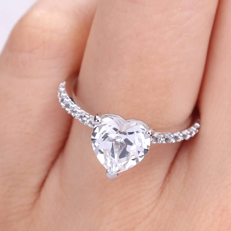 Miadora 2 3/5ct TGW Heart-cut Created White Sapphire Engagement Ring in 10k White Gold
