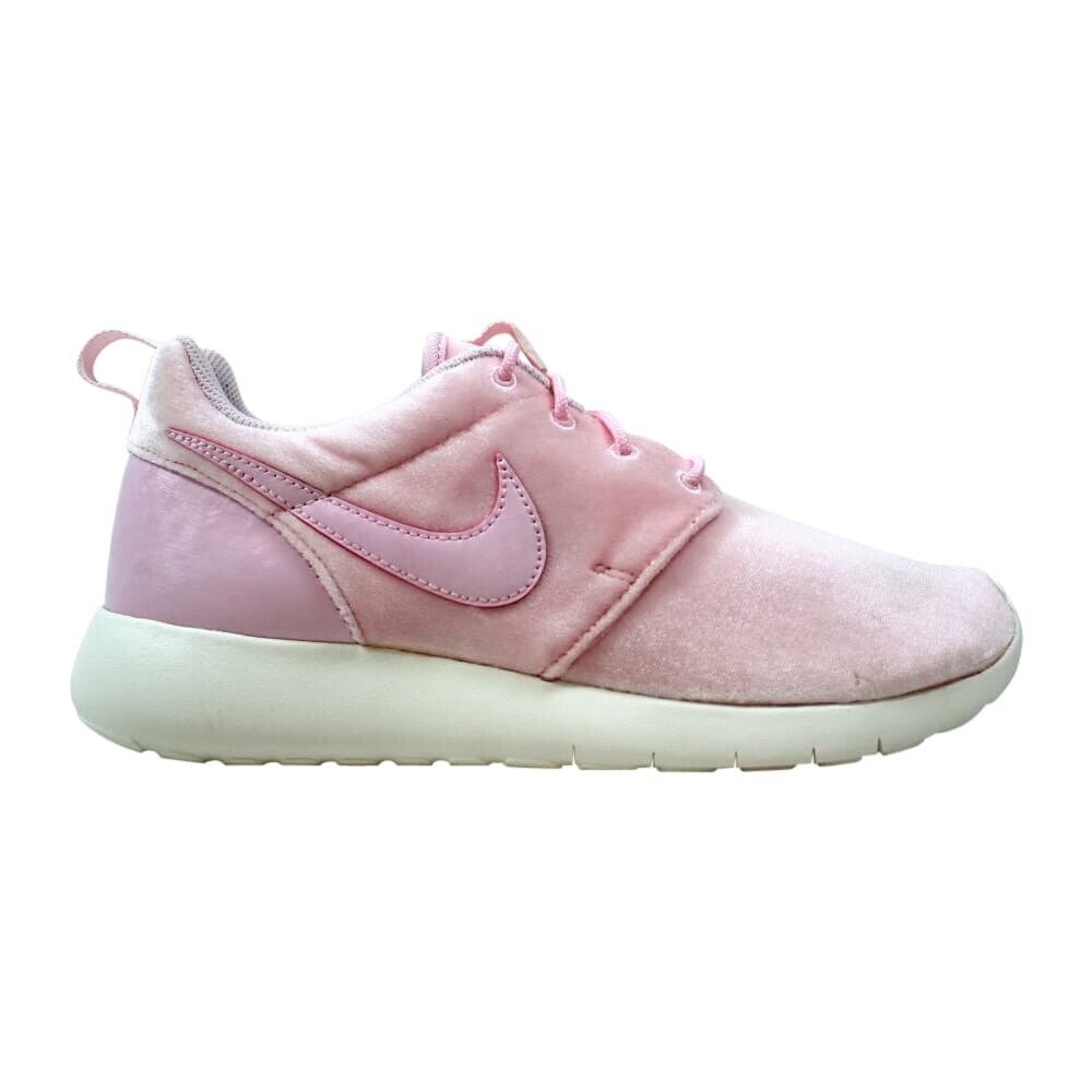 nike roshe pink