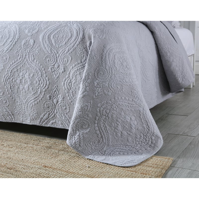 Reversible 3 Piece Damask Quilt Set by HULALA HOME On Sale Bed Bath