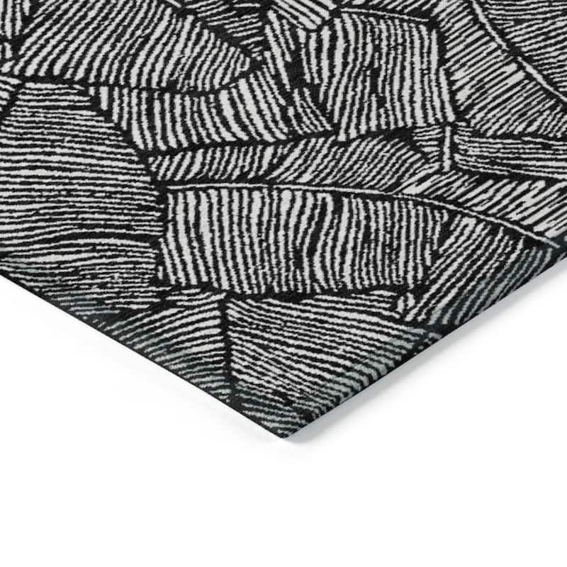 Machine Washable Indoor/ Outdoor Chantille Tropical Palm Rug