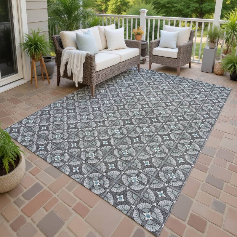 Machine Washable Indoor/ Outdoor Modern Roeland Chantille Rug - Charcoal - 2'6" x 3'10"