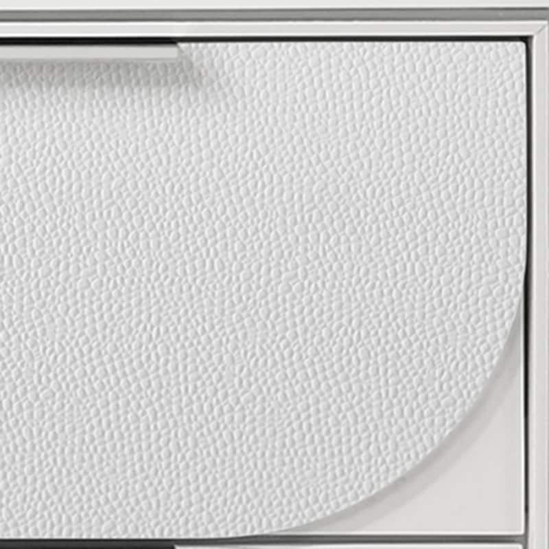 Soto White and Pearl White Queen Bed with Storage