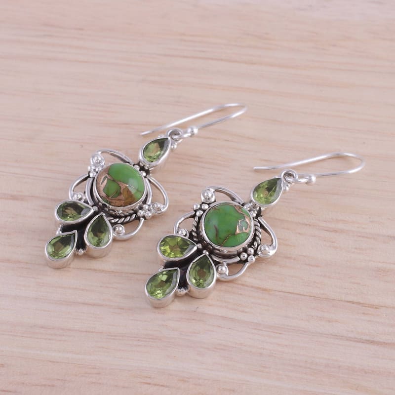 NOVICA Glittering Green, Peridot dangle earrings - 1.9*0.6