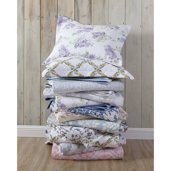 Arwtca A8dlw1m Get the best deal for laura ashley quilts from the largest online selection at ebay.com. https www overstock com bedding bath laura ashley amberley black floral cotton 3 piece quilt set 6743047 product html