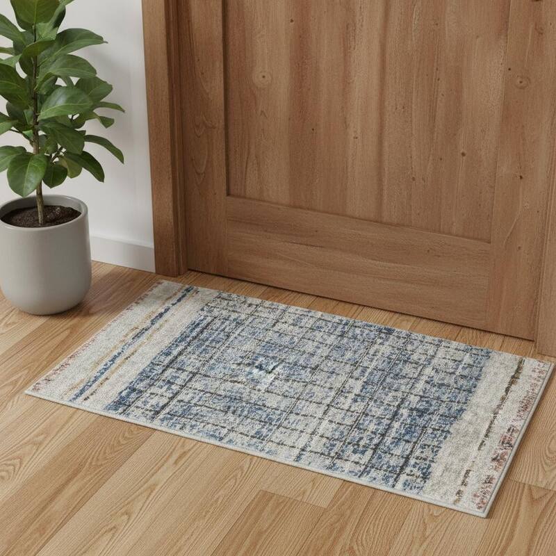 HomeRoots Abstract Contemporary Rectangle Area Rug - 2' X 4' - 2' X 4'