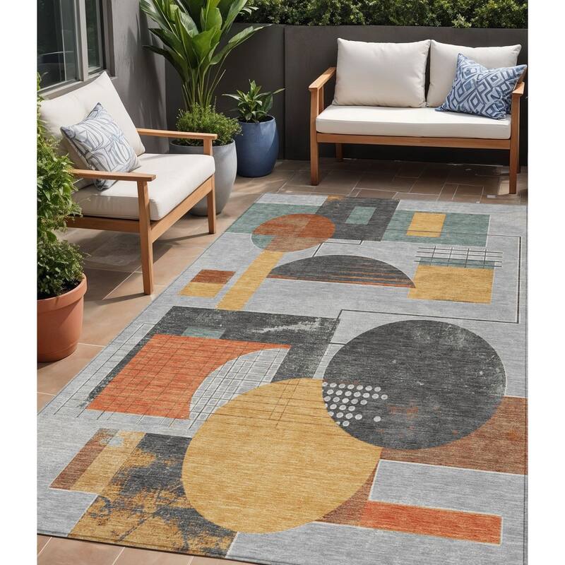 HomeRoots Geometric Modern Rectangle Outdoor Rug - 5' X 8'