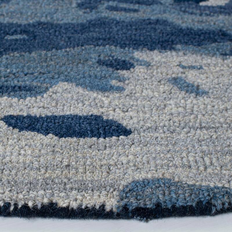 SAFAVIEH Handmade Metro Vakina Modern Abstract Wool Rug