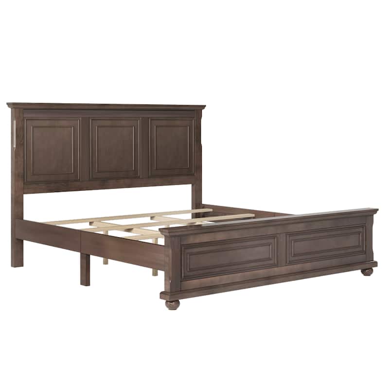 Traditional Town and Country Style Pinewood Mansion King Bed