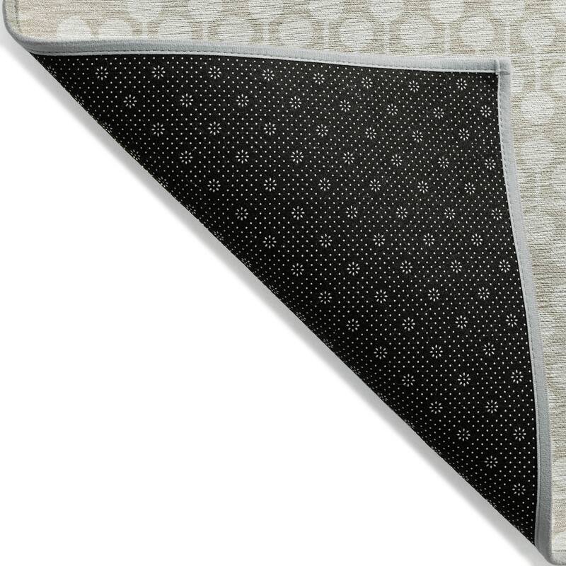 Machine Washable Indoor/ Outdoor Modern Ailey Chantille Rug