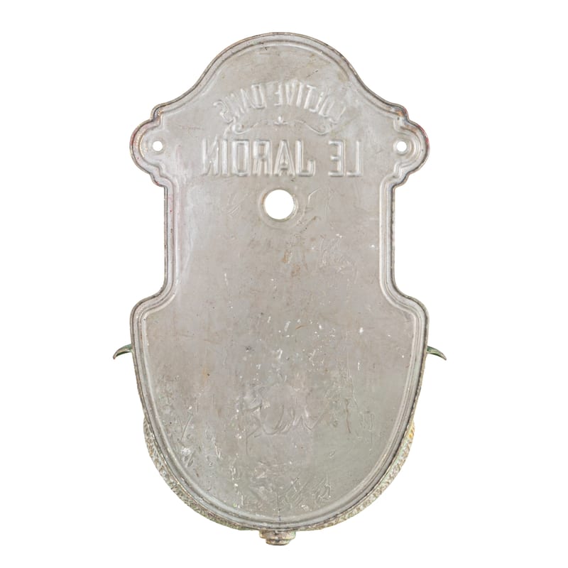 Metal Wall-Mounted Planter