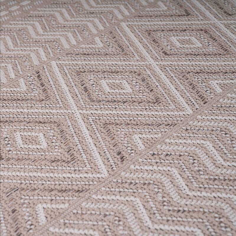 Stain-Resistant Outdoor Rug with Boho Pattern for Patio or Balcony