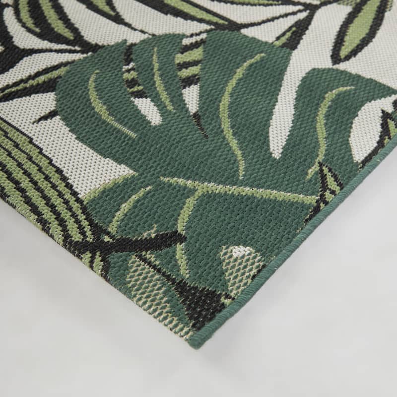Aquilina Tropical Botanical Indoor/Outdoor Area Rug - 7'10" x 9'10"
