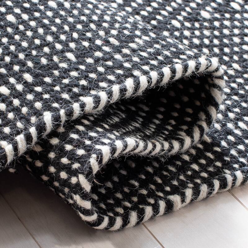 SAFAVIEH Flatweave Kilim Ceren Wool Rug